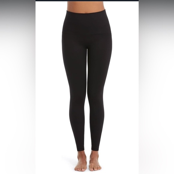 Spanx Seamless Shaping Leggings | L | Matte‎ Black (Very Good) - Picture 1 of 10